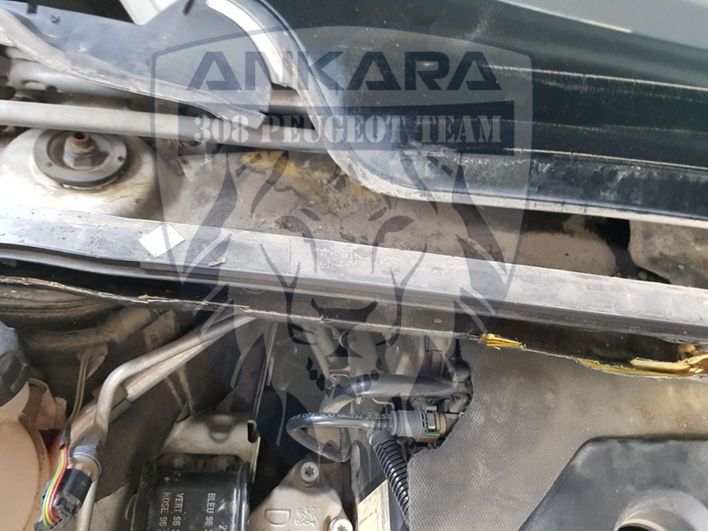Peugeot 308 Su yolu resim 1